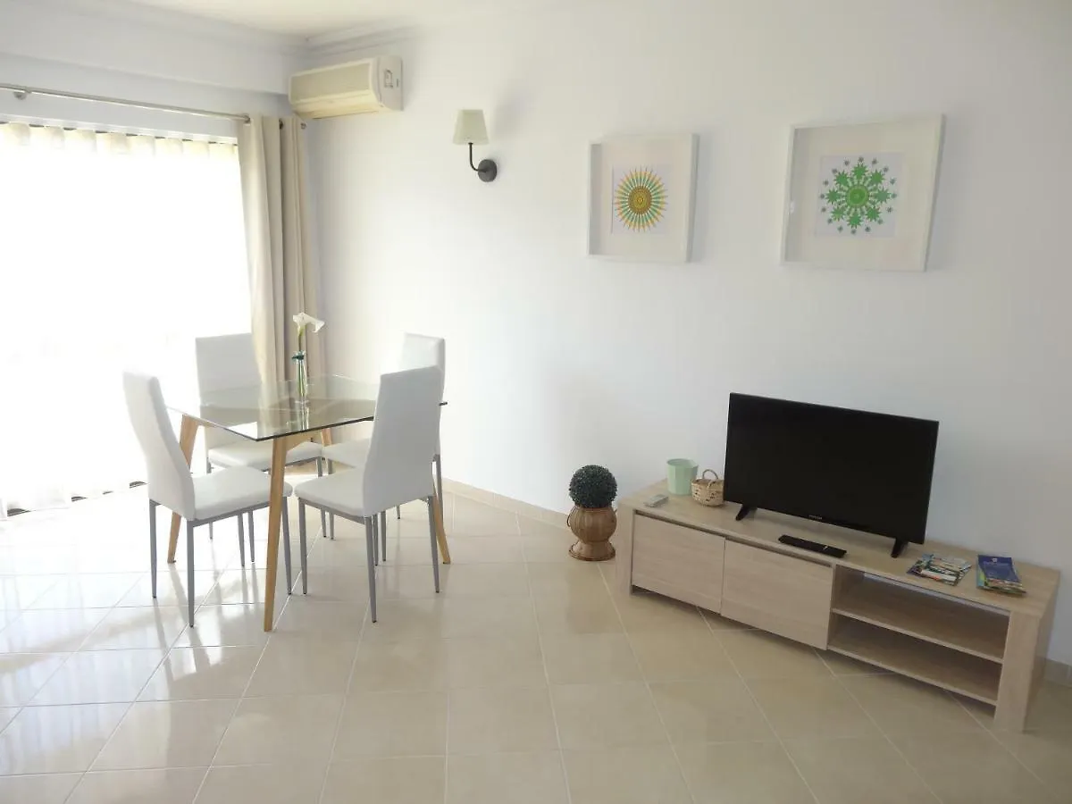 Aqua Apartment Vilamoura 0*,